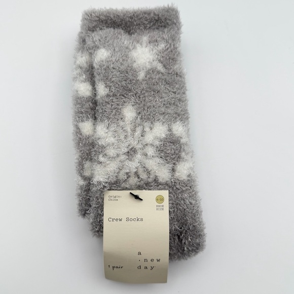 a new day Accessories - A New Day Women's Plush Faux‎ Fur Socks Gray White Cozy Winter Cold